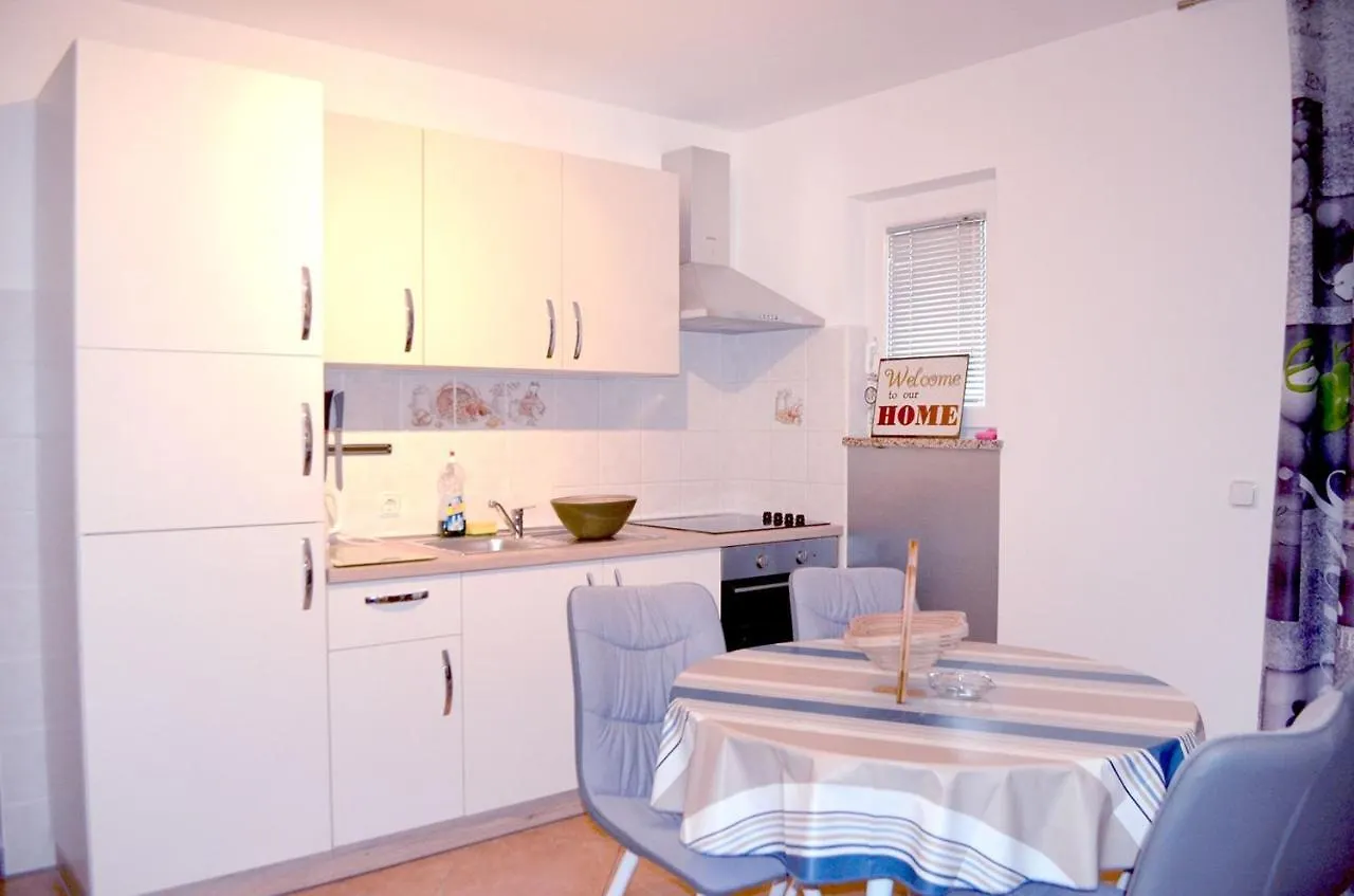Apartments Krajacic Malinska