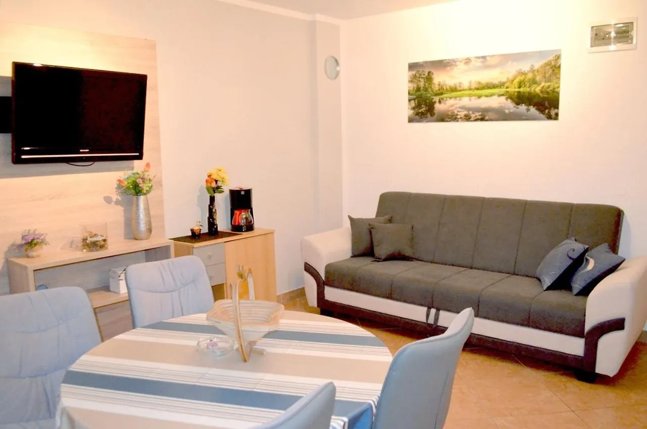 Apartments Krajacic Malinska